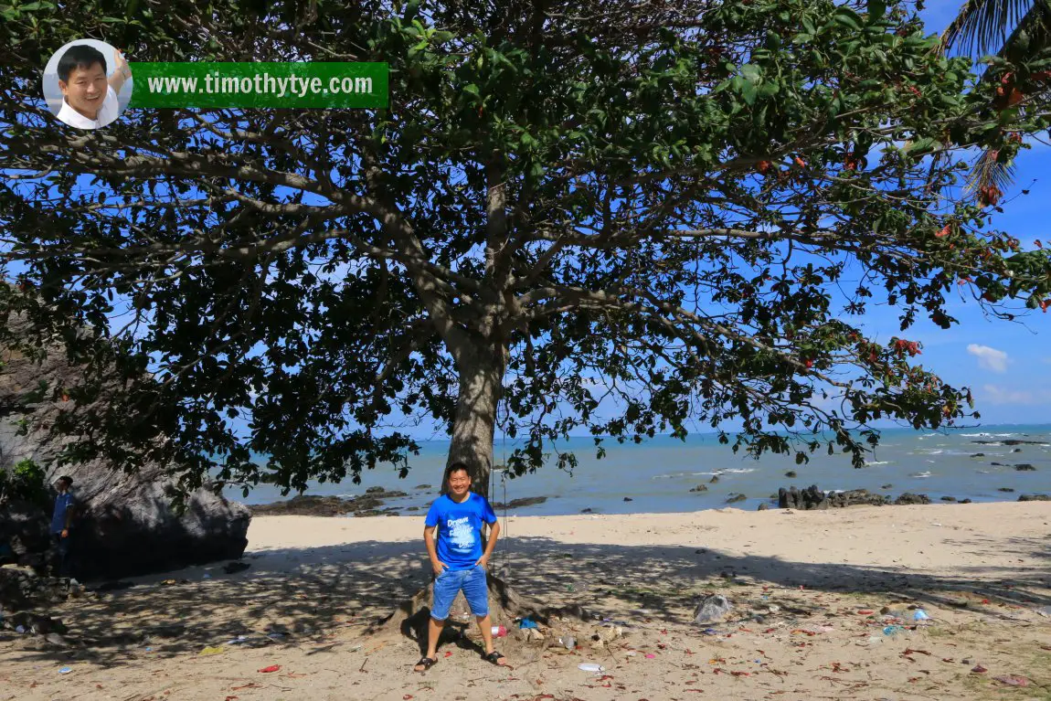 Batu Layar Beach, Kota Tinggi District