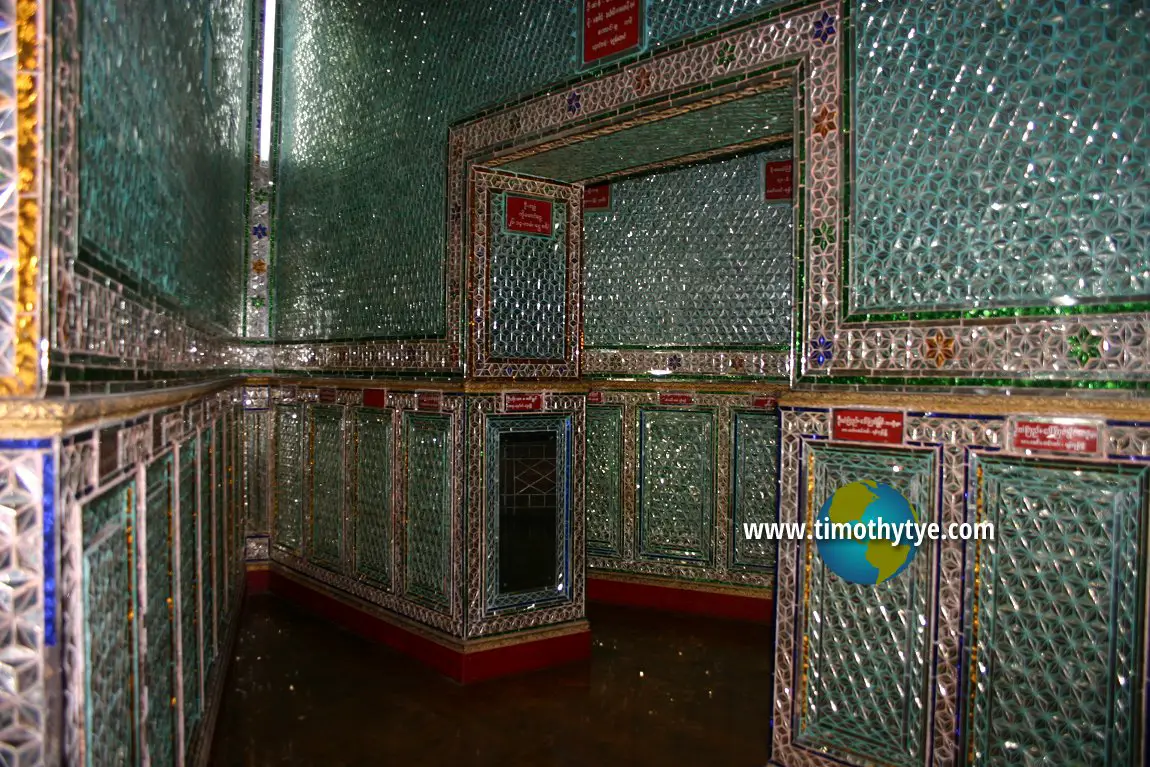 Botataung Pagoda, Yangon