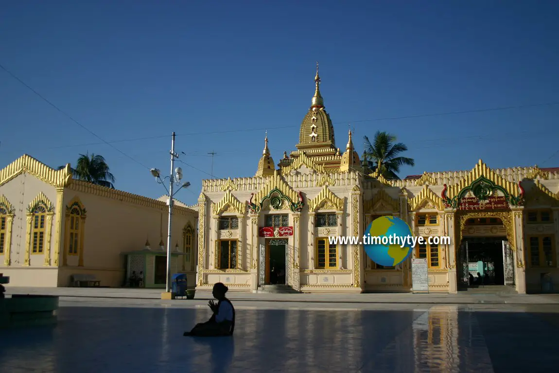 Botataung Pagoda, Yangon