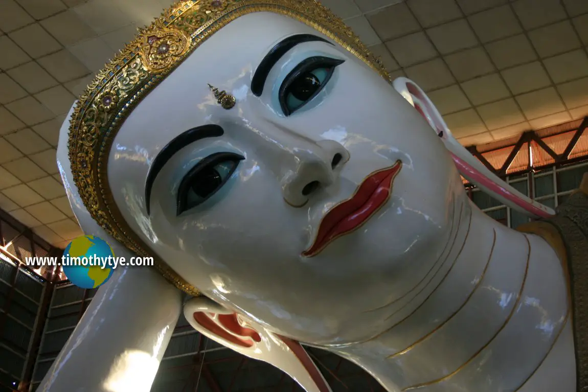 Chauk Htat Gyi Buddha, Yangon