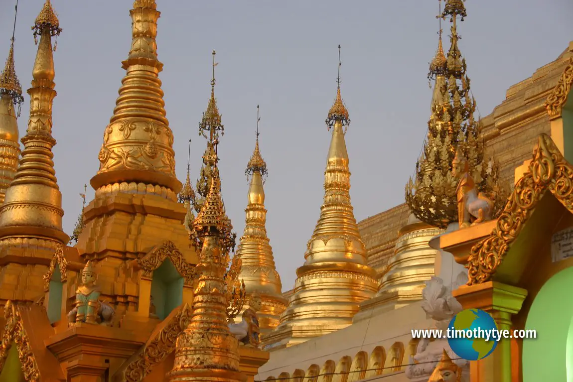 Shwedagon Pagoda, Yangon