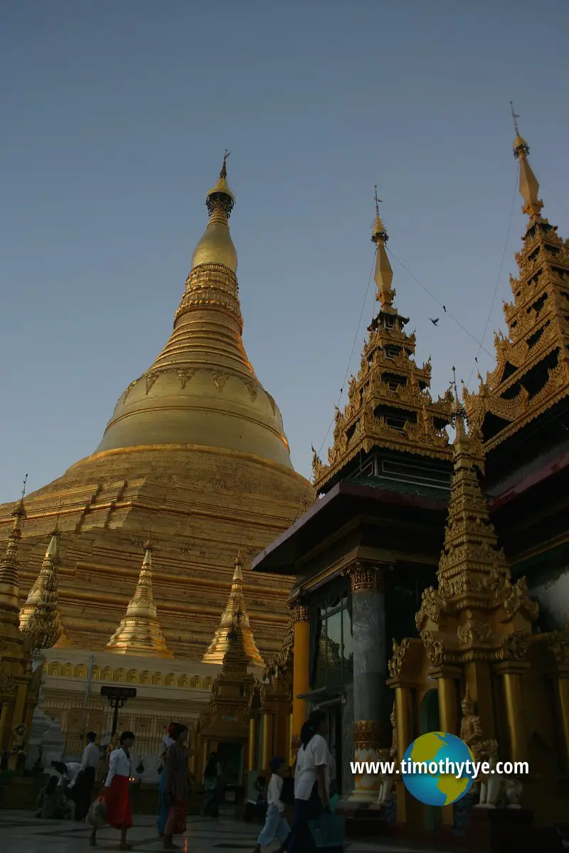 Shwedagon Pagoda, Yangon