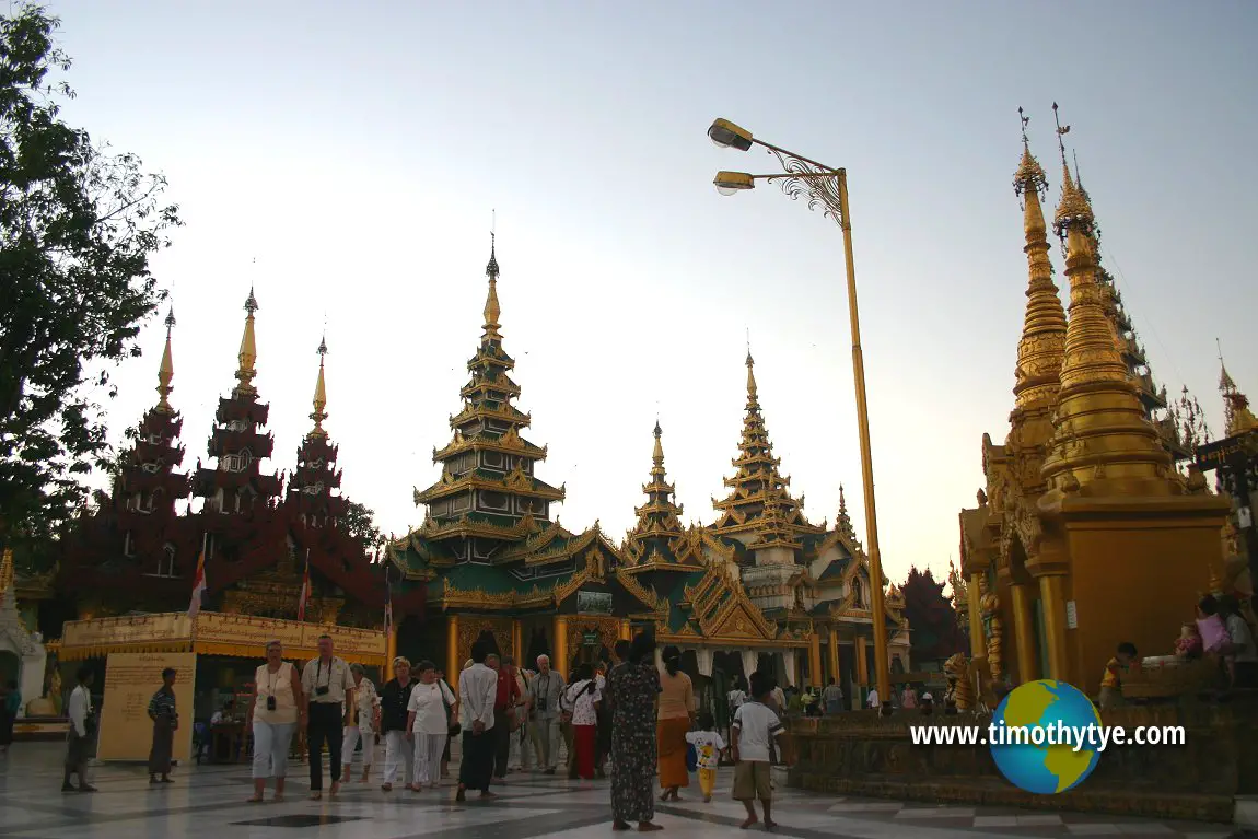 Shwedagon Pagoda, Yangon