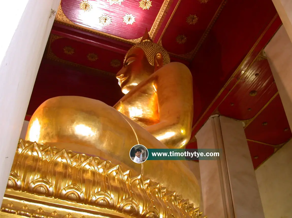 Phra Mongkhon Bophit, the giant Buddha statue in the wihan that bears its name