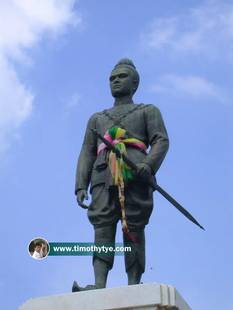 Ramathibodi I Monument, Ayutthaya