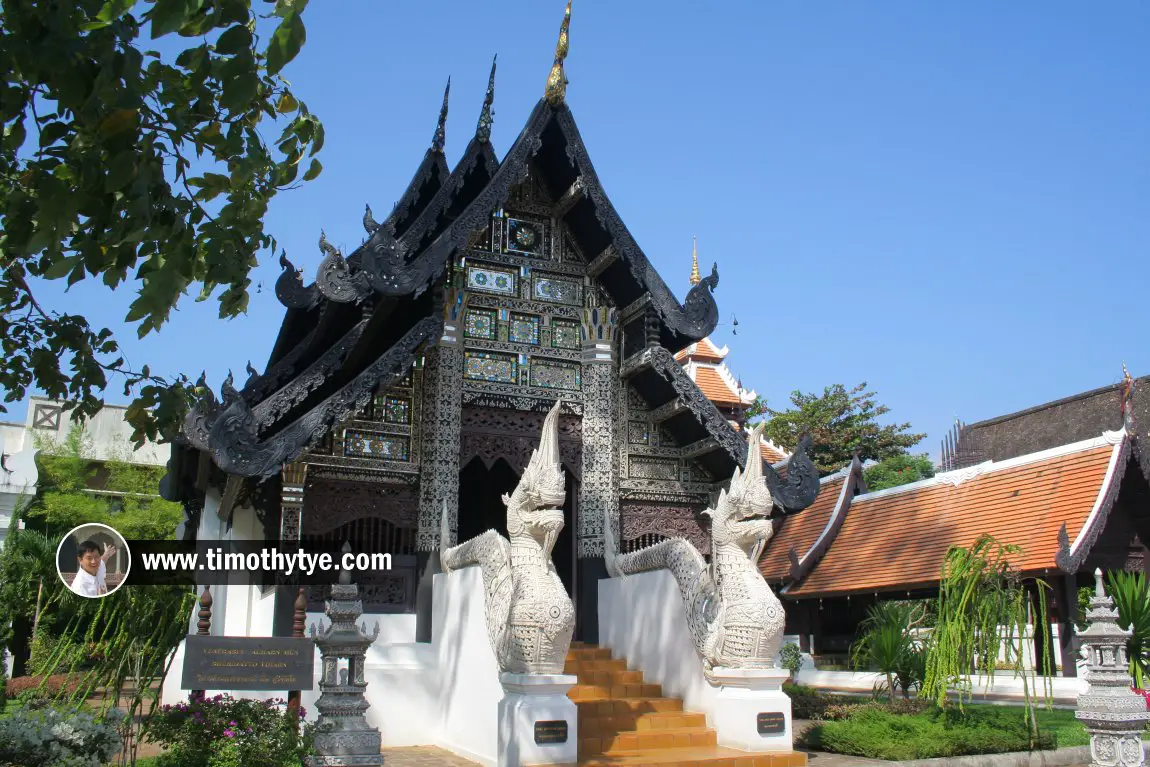 Acharn Mun Bhuridatto Viharn at Wat Chedi Luang