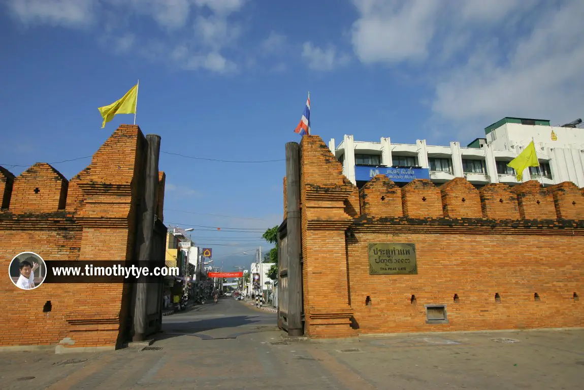 Tha Phae Gate, Chiang Mai