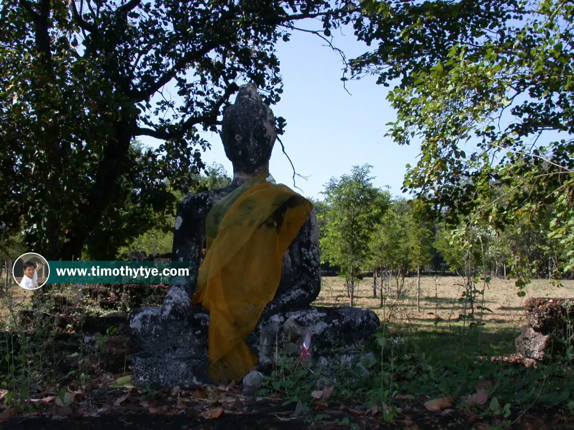 Wat Chedi Chet Thaew, Si Satchanalai