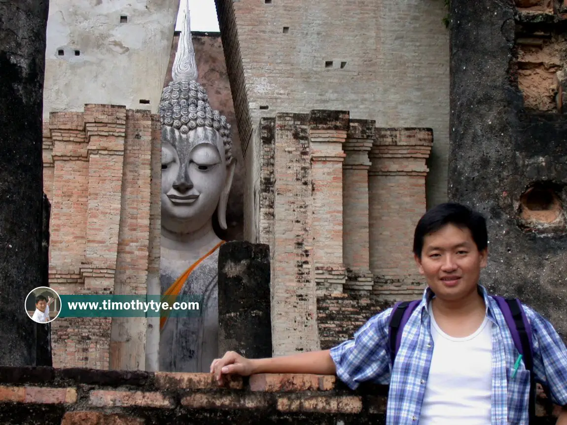 Wat Si Chum, Sukhothai