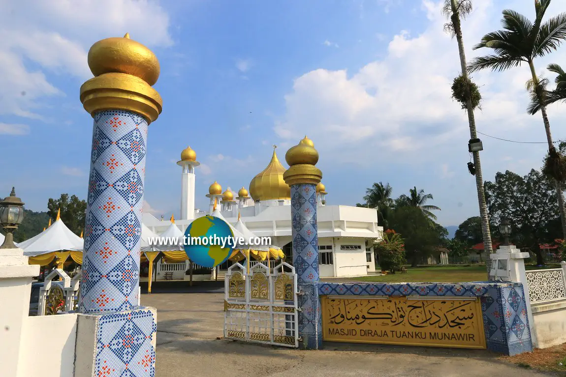 Masjid Diraja Tuanku Munawir