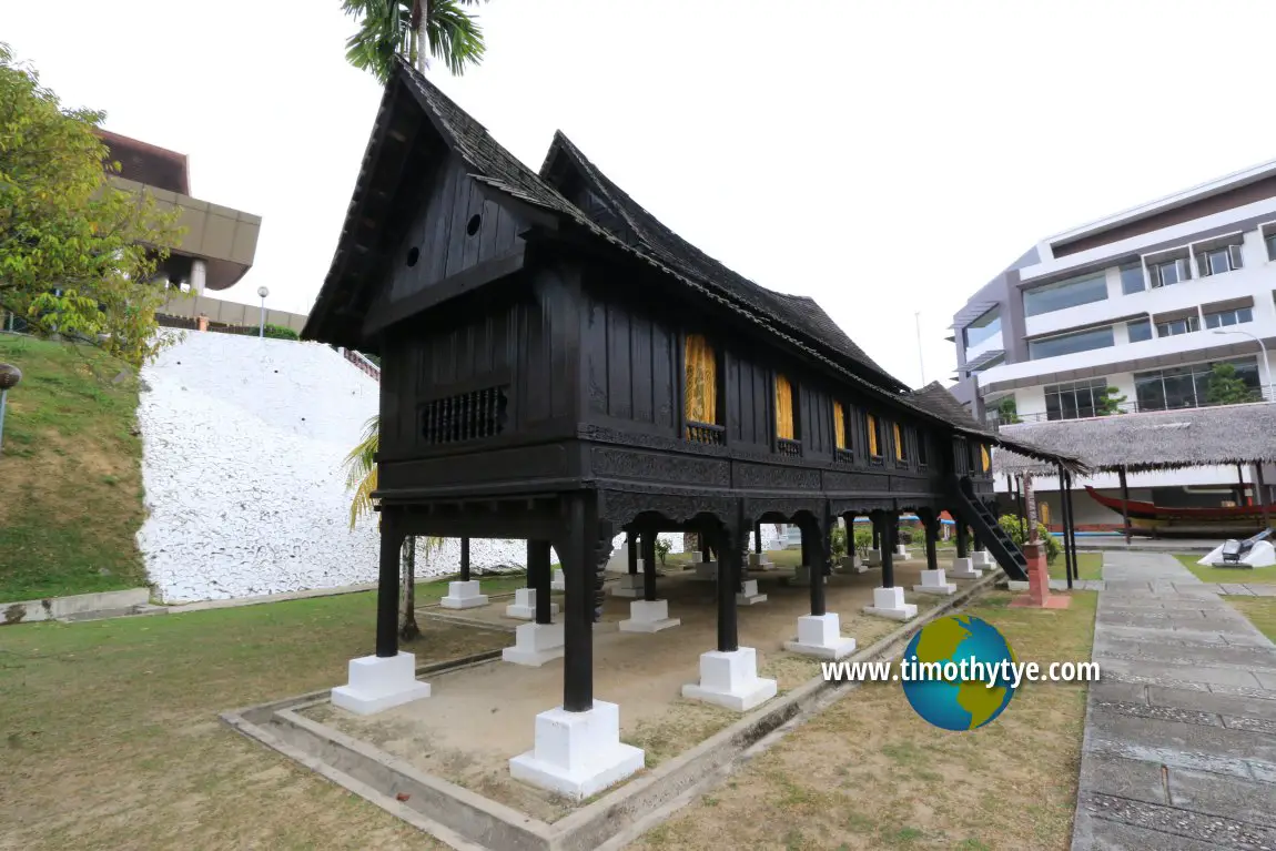 Model Rumah Melayu Negeri Sembilan